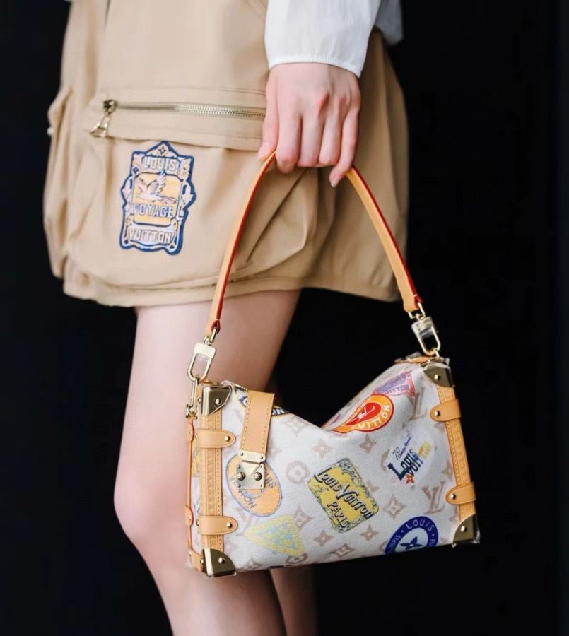 1:1 Replica LV bag Badge soft box — Premium Replica — photo 3