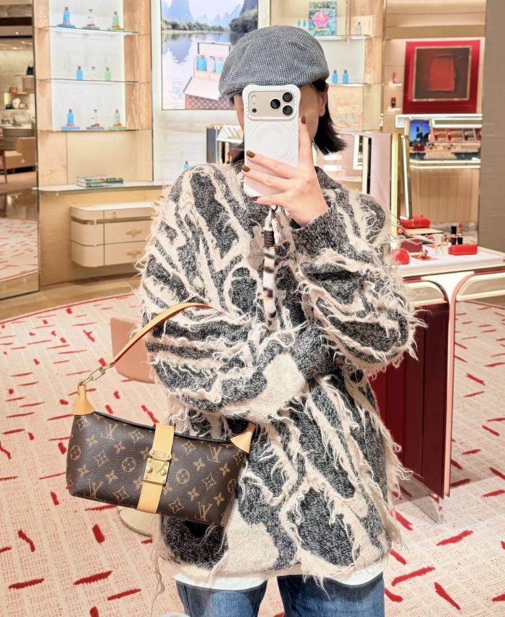 1:1 Replica LV bag M26191 — 1:1 Replica — photo 2