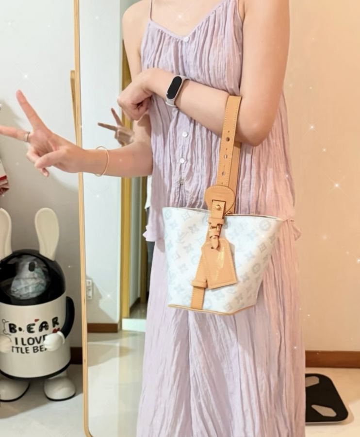 1:1 Replica LV bag All in bb m27529 — AAA Quality Replica — photo 6