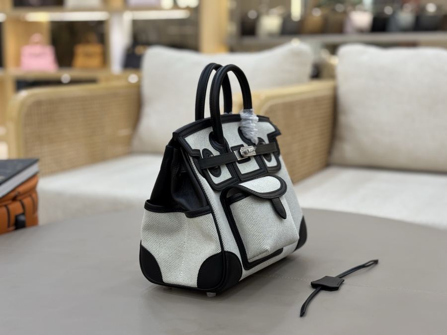 1:1 Replica Hermes bag Cargo 25 CM — AAA Quality Replica — photo 2