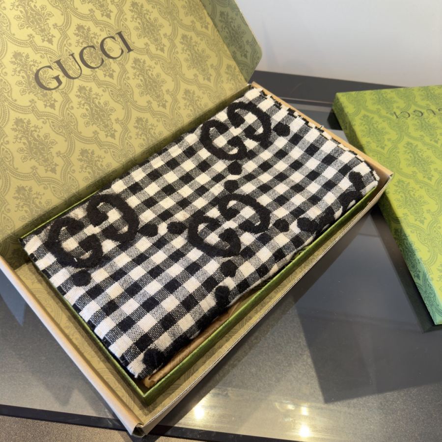 1:1 Replica gucci scarf ¥ — Premium Replica — photo 4