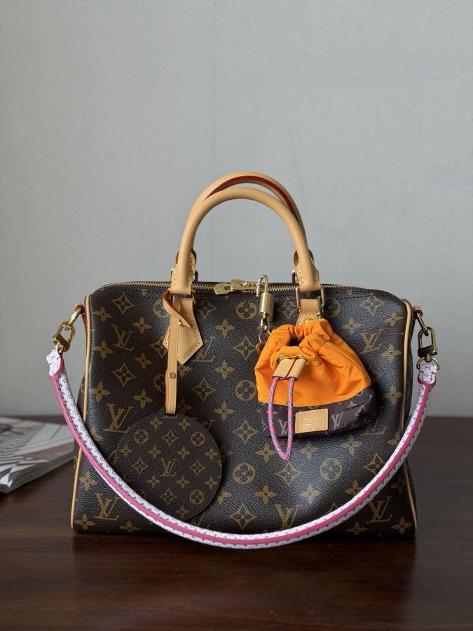 1:1 Replica LV bag LV Speedy Soft 30 — 1:1 Replica — photo 3