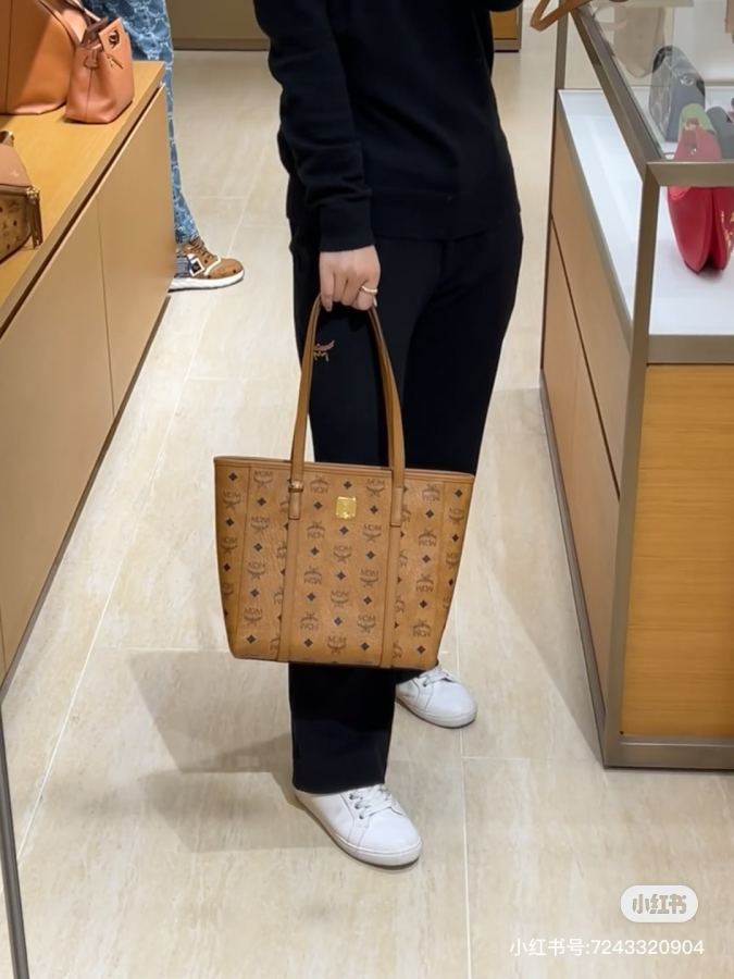 1:1 Replica MCM bag MCM — AAA Quality Replica — photo 6