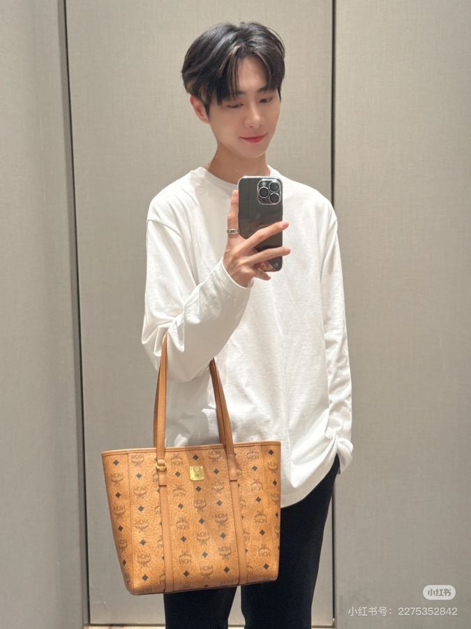1:1 Replica MCM bag MCM — AAA Quality Replica — photo 9