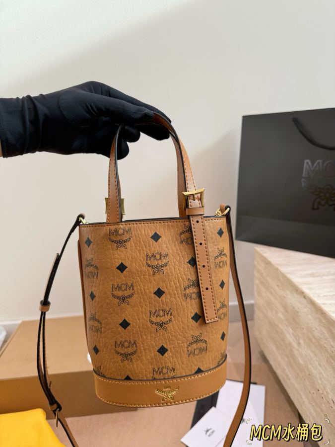 1:1 Replica MCM bag size 20 15cm — AAA Quality Replica — photo 3