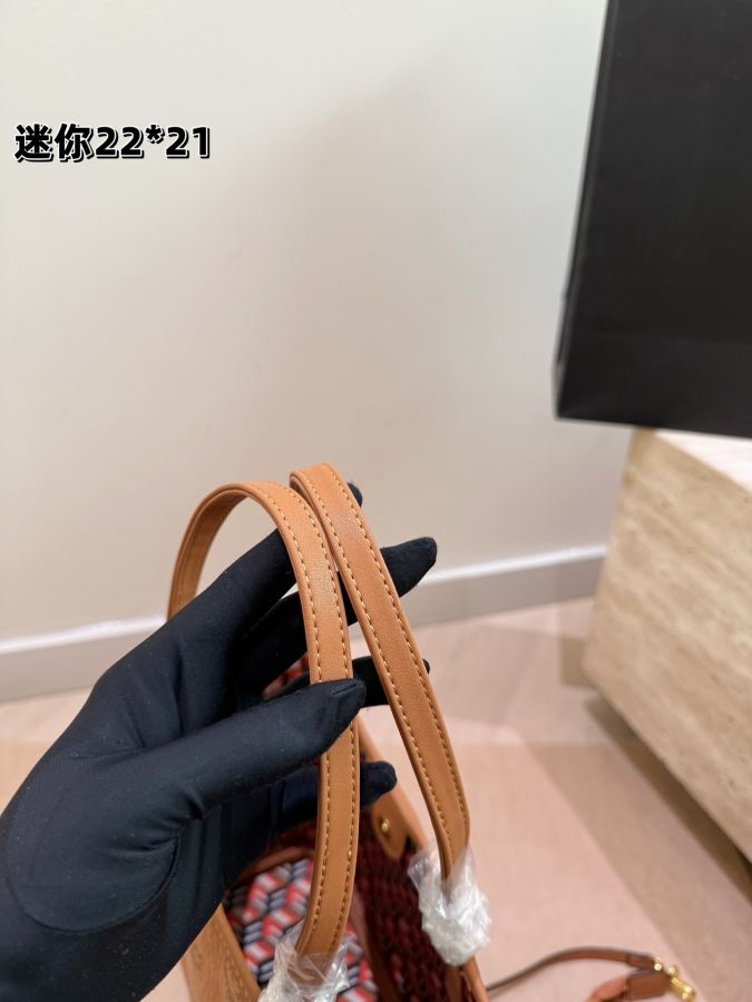 1:1 Replica MCM bag MCM | Liz — AAA Quality Replica — photo 4