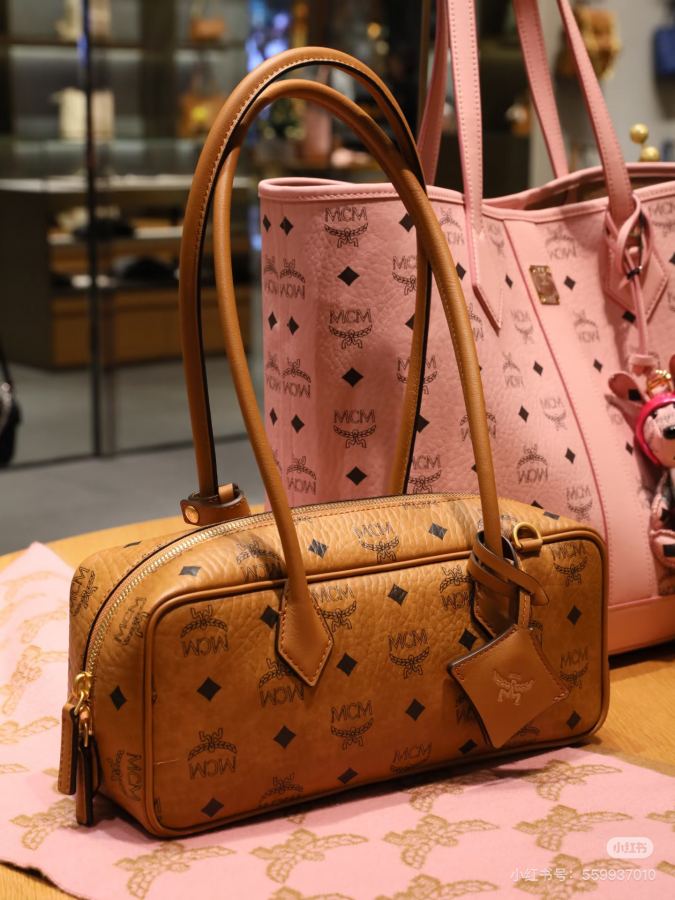 1:1 Replica MCM bag MCM — 1:1 Replica