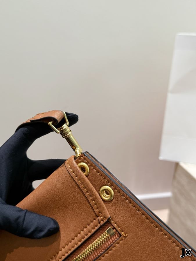 1:1 Replica Celine bag Size: 32 26cm — 1:1 Replica — photo 7
