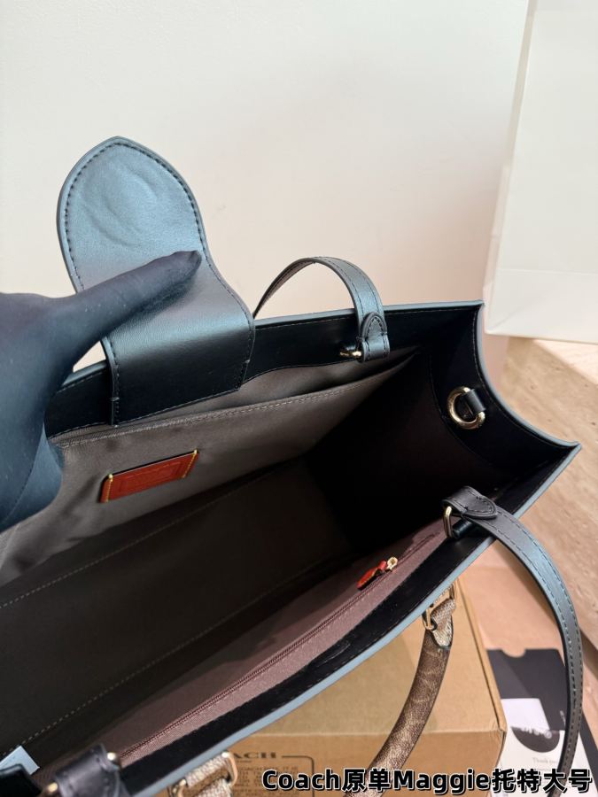 1:1 Replica COACH bag Comes with box Size 36.27 — Premium Replica — photo 9