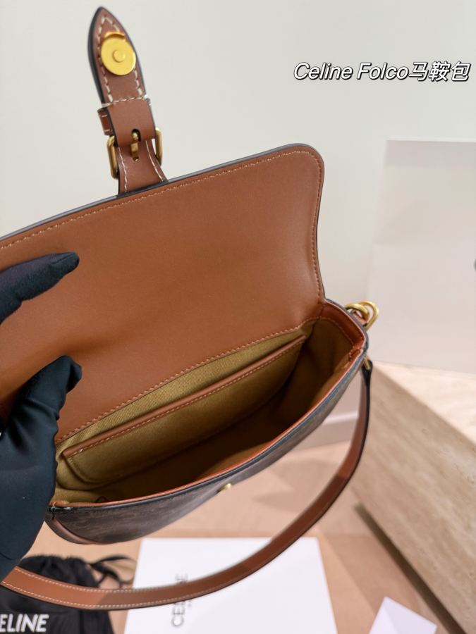1:1 Replica Celine bag Lisa Folco Celine — AAA Quality Replica — photo 9