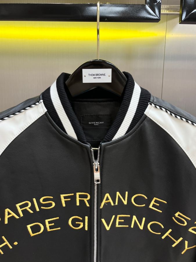 1:1 Replica GVC men Leather jacket-. Brand: Givenchy — AAA Quality Replica — photo 5