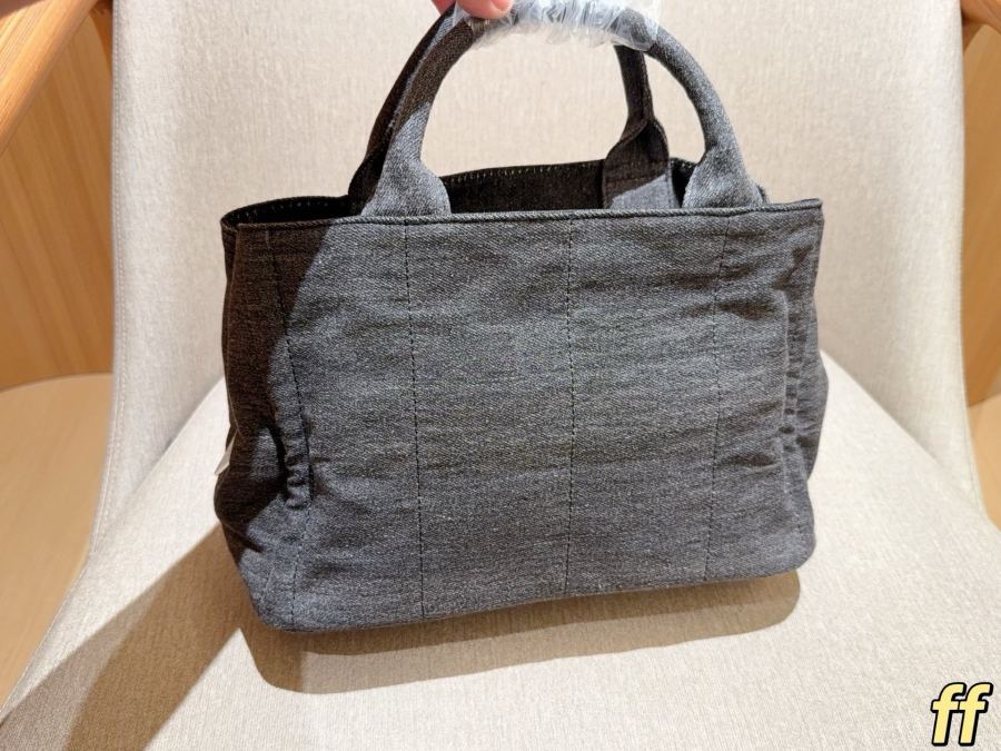 1:1 Replica PRADA bag PRADA — 1:1 Replica — photo 4
