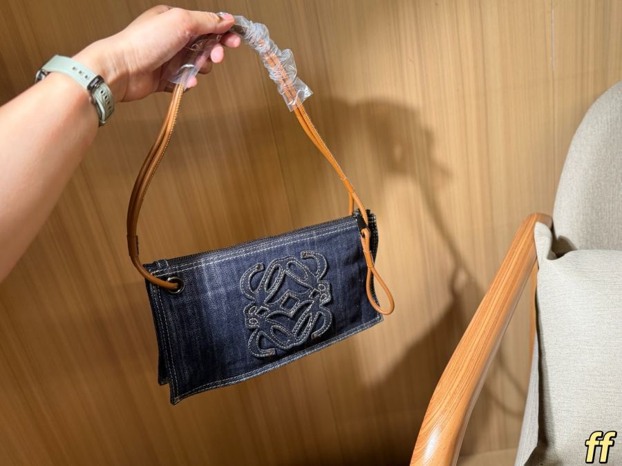1:1 Replica LOEWE bag Loewe — Premium Replica — photo 3