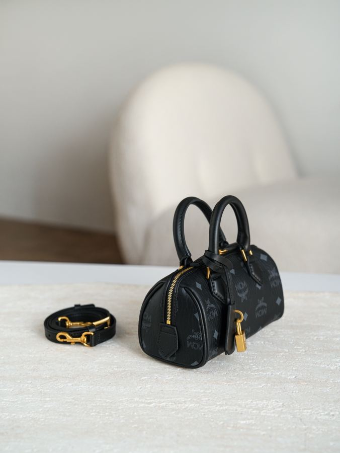 1:1 Replica MCM bag 𝗠𝗖𝗠 𝗘𝗹𝗹𝗮 𝗩𝗶𝘀𝗲𝘁𝗼𝘀 New — 1:1 Replica — photo 5