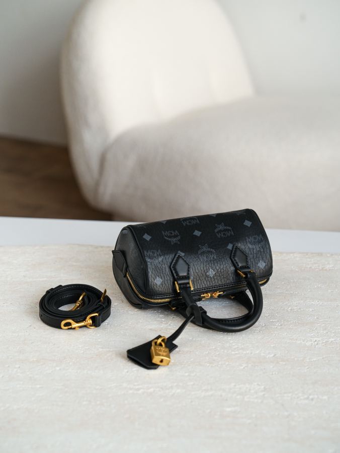 1:1 Replica MCM bag 𝗠𝗖𝗠 𝗘𝗹𝗹𝗮 𝗩𝗶𝘀𝗲𝘁𝗼𝘀 New — 1:1 Replica — photo 4