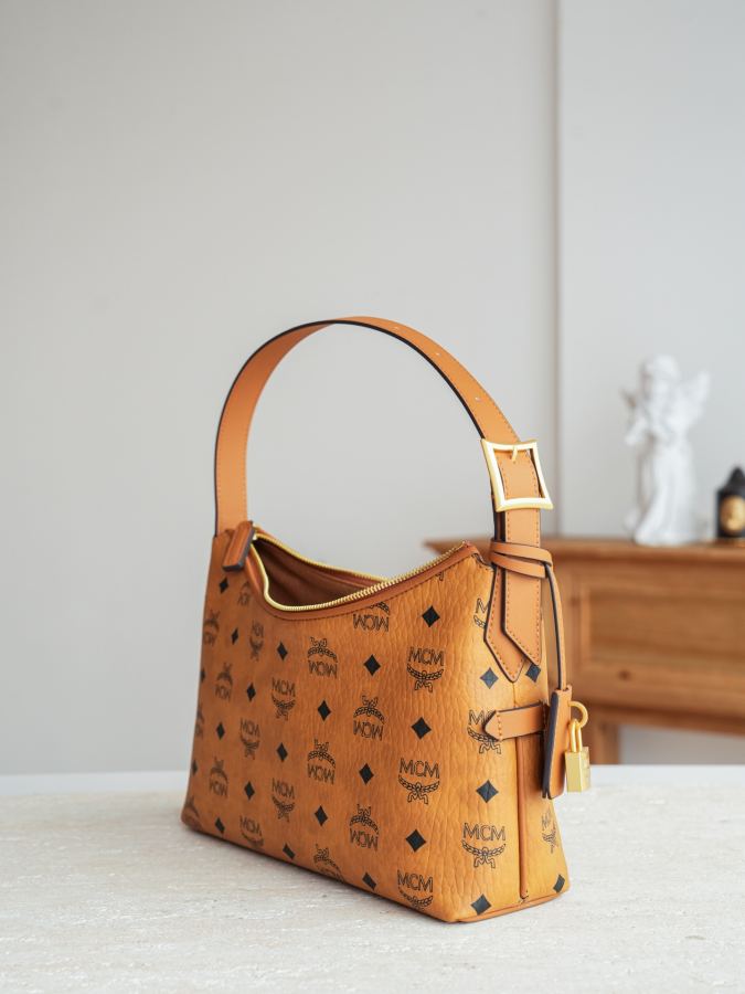 1:1 Replica MCM bag 𝗠𝗖𝗠 𝗔𝗿𝗲𝗻 𝗛𝗼𝗯𝗼 New — 1:1 Replica — photo 6