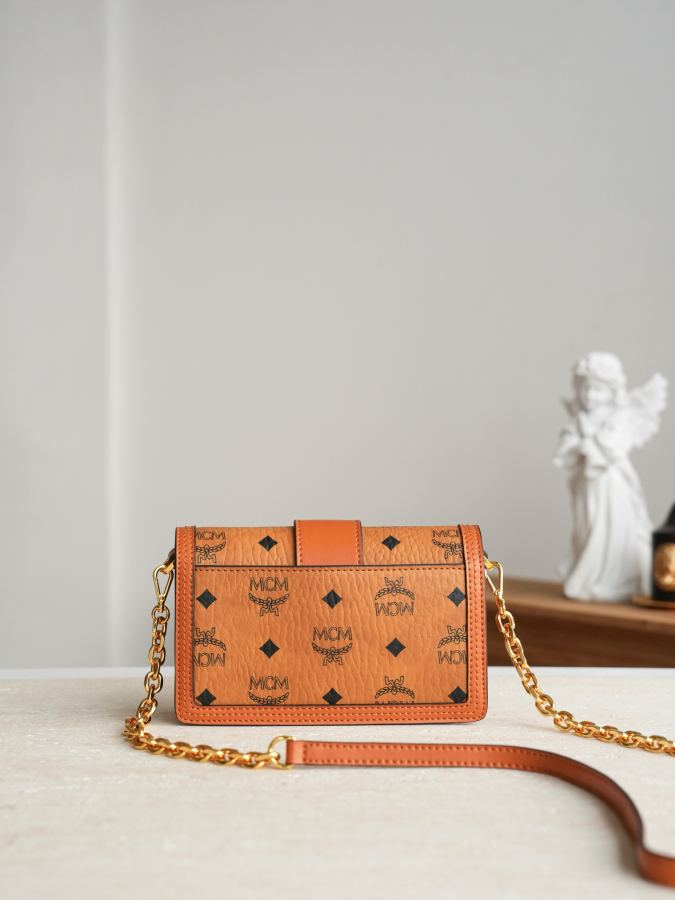 1:1 Replica MCM bag 𝐌𝐂𝐌 𝐓𝐫𝐚𝐜𝐲 𝐕𝐢𝐬𝐞𝐭𝐨𝐬 — Premium Replica — photo 5