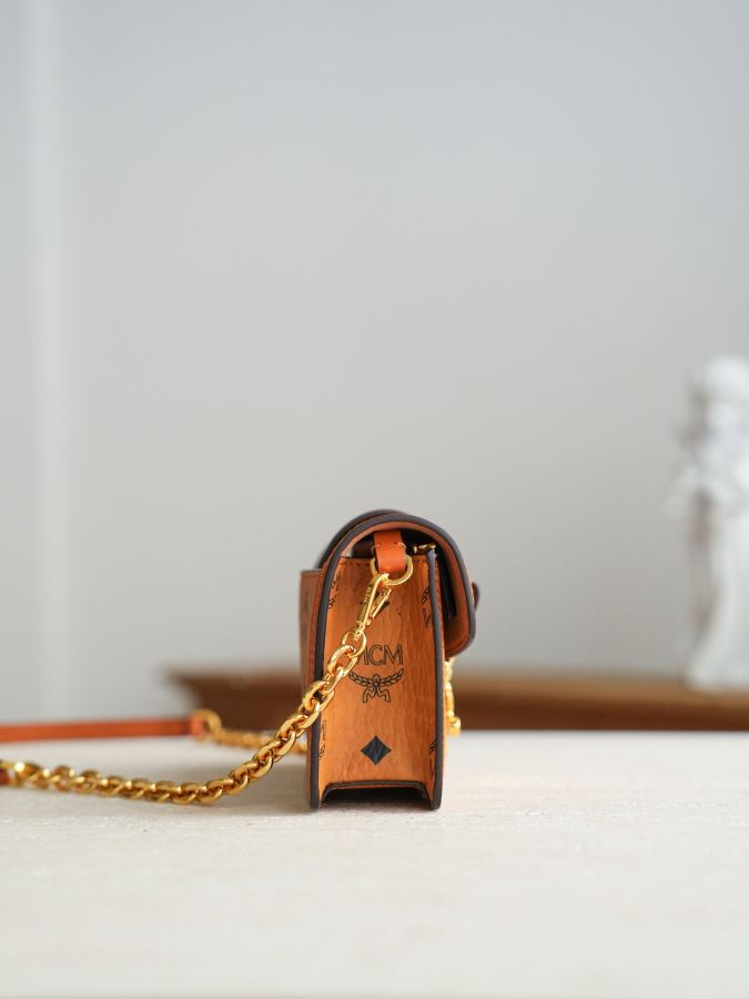 1:1 Replica MCM bag 𝐌𝐂𝐌 𝐓𝐫𝐚𝐜𝐲 𝐕𝐢𝐬𝐞𝐭𝐨𝐬 — Premium Replica — photo 6