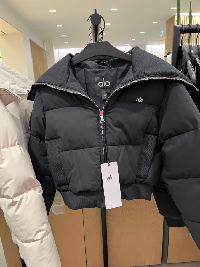 1:1 Replica Alo Jacket Large lapel down jacket — AAA Quality Replica — photo 4