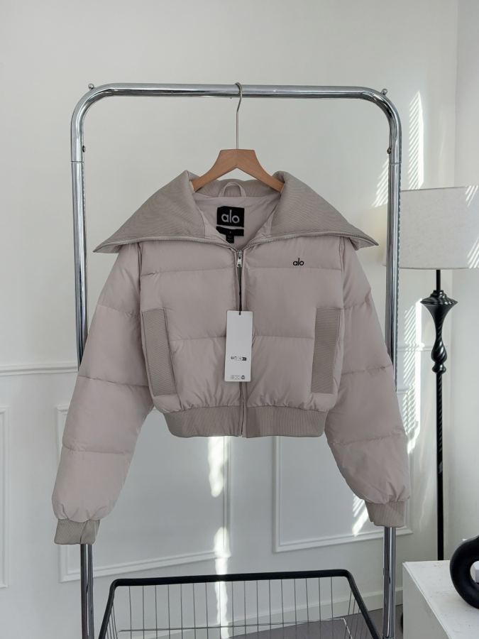 1:1 Replica Alo Jacket Large lapel down jacket — Premium Replica — photo 5