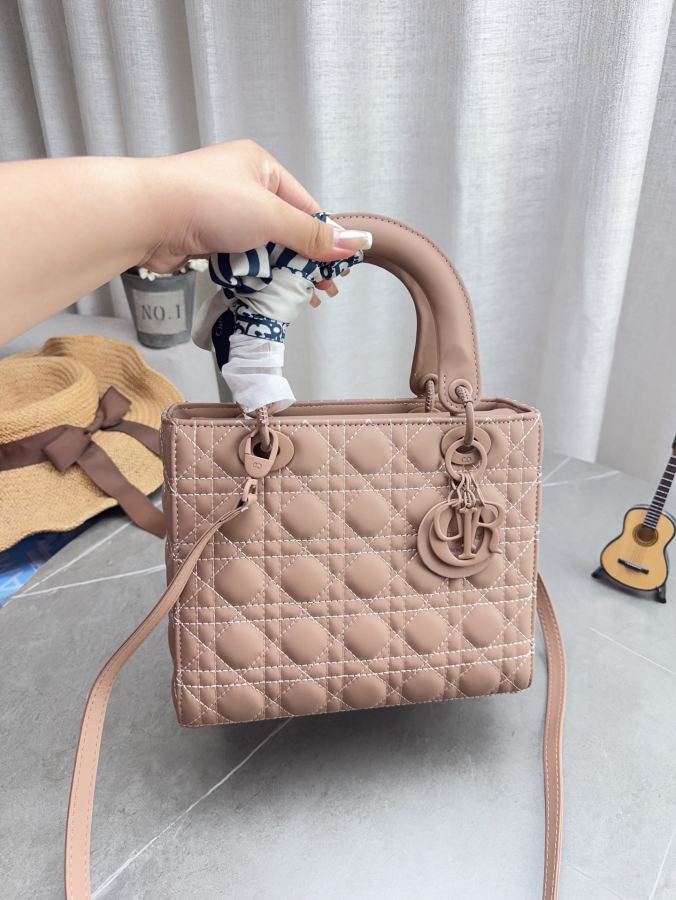 1:1 Replica Dior bag Dior lady — AAA Quality Replica — photo 5