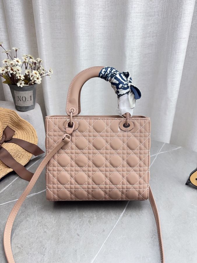 1:1 Replica Dior bag Dior lady — AAA Quality Replica — photo 3