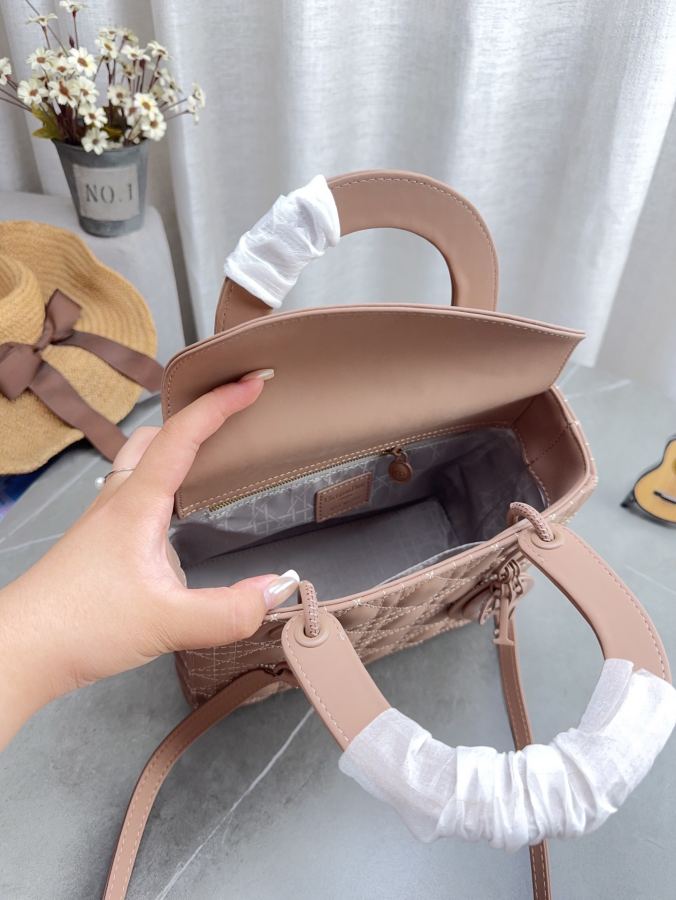 1:1 Replica Dior bag Dior lady — AAA Quality Replica — photo 9