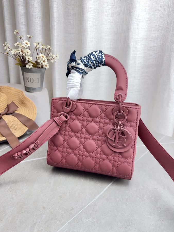 1:1 Replica Dior bag Dior lady — AAA Quality Replica — photo 2