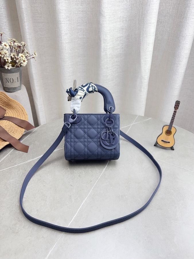 1:1 Replica Dior bag Comes with folding gift box (two shoulder straps) — Premium Replica — photo 2