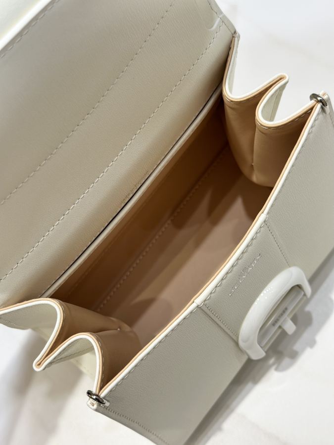 1:1 Replica LV bag BL Snow White — AAA Quality Replica — photo 8