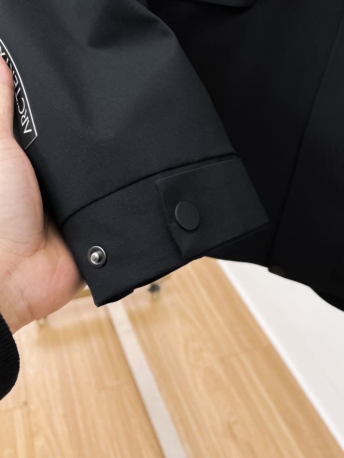 1:1 Replica ARC'TERYX men 90 ARCTERYX — Premium Replica — photo 9