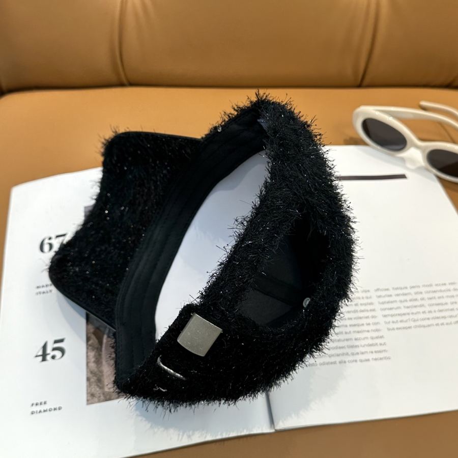 1:1 Replica prada hat PRADA New — Premium Replica — photo 3