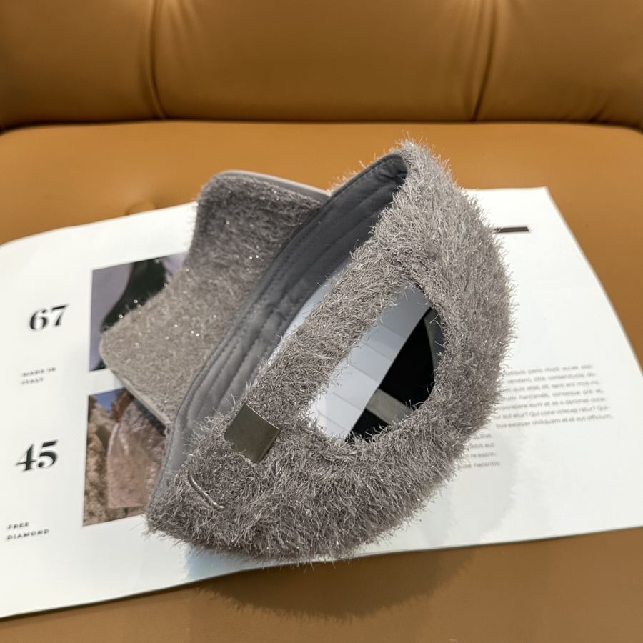 1:1 Replica prada hat PRADA New — 1:1 Replica — photo 3