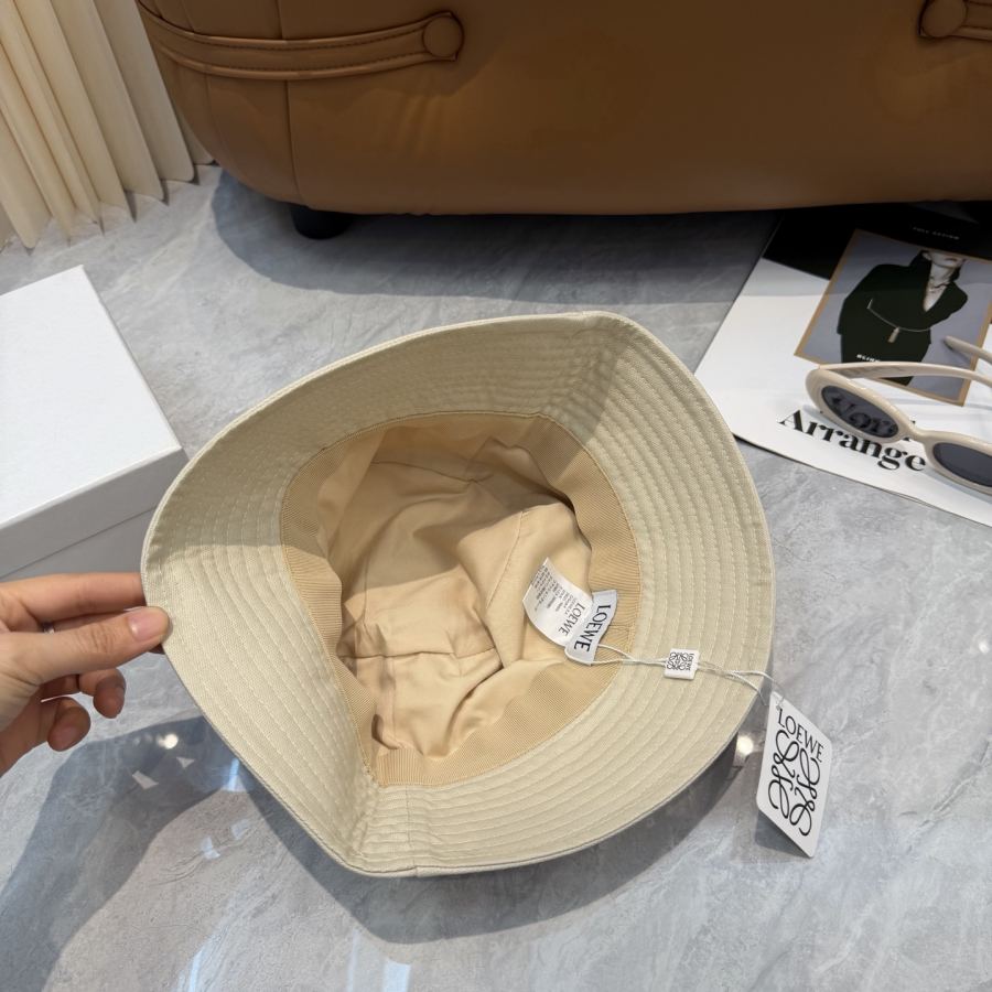 1:1 Replica Loewe hat LOEWE New Arrival 57cm — Premium Replica — photo 4
