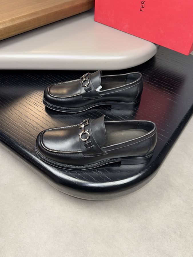 1:1 Replica Ferragamo shoe — 1:1 Replica — photo 3