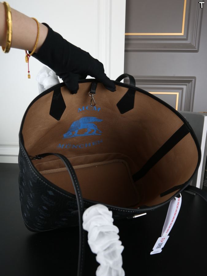 1:1 Replica MCM bag Large airplane box — Premium Replica — photo 9