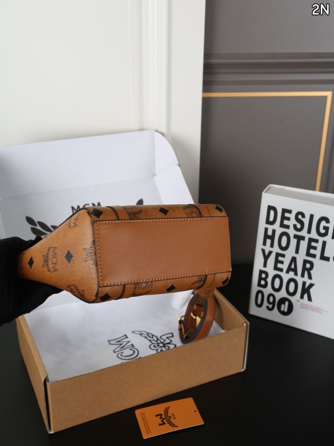 1:1 Replica MCM bag MCM Toni Tote — AAA Quality Replica — photo 4