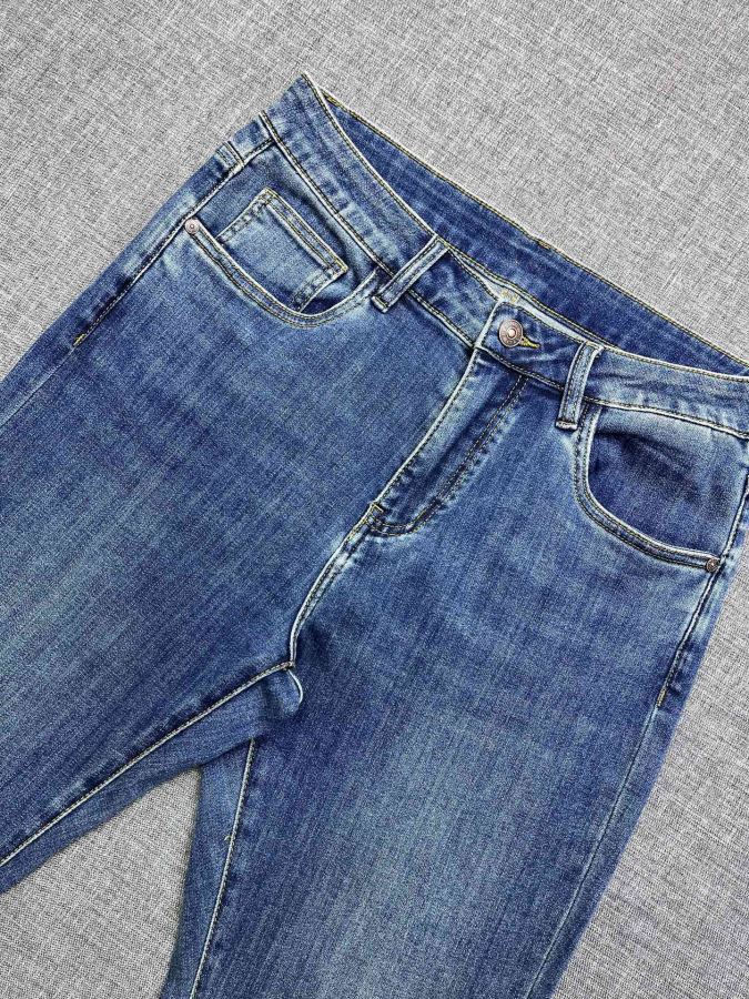 1:1 Replica MIUMIU men 26 logo 29-38 — AAA Quality Replica — photo 4