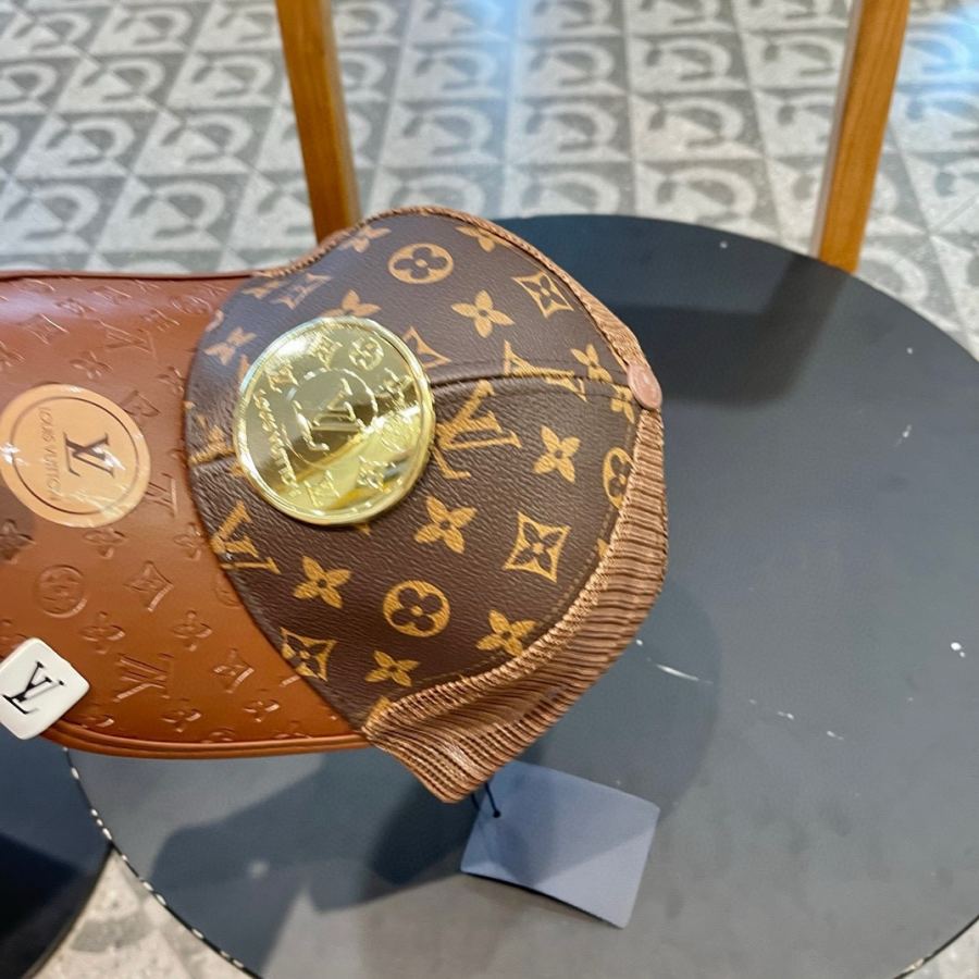 1:1 Replica Louis Vuitton hat Louis Vuitton — 1:1 Replica — photo 8