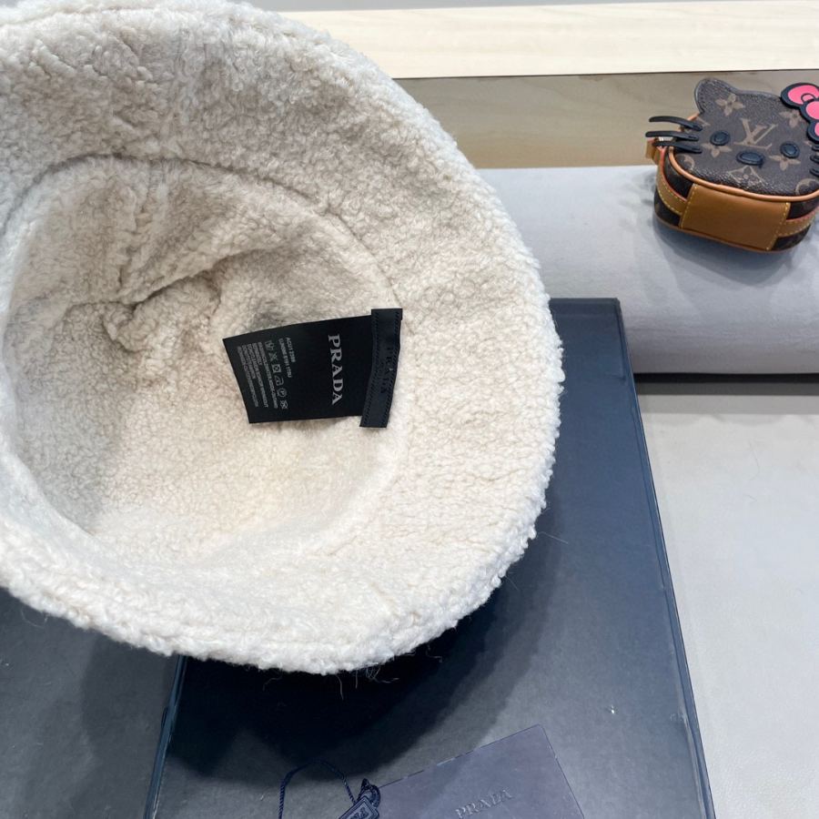 1:1 Replica prada hat Prada New — 1:1 Replica — photo 10