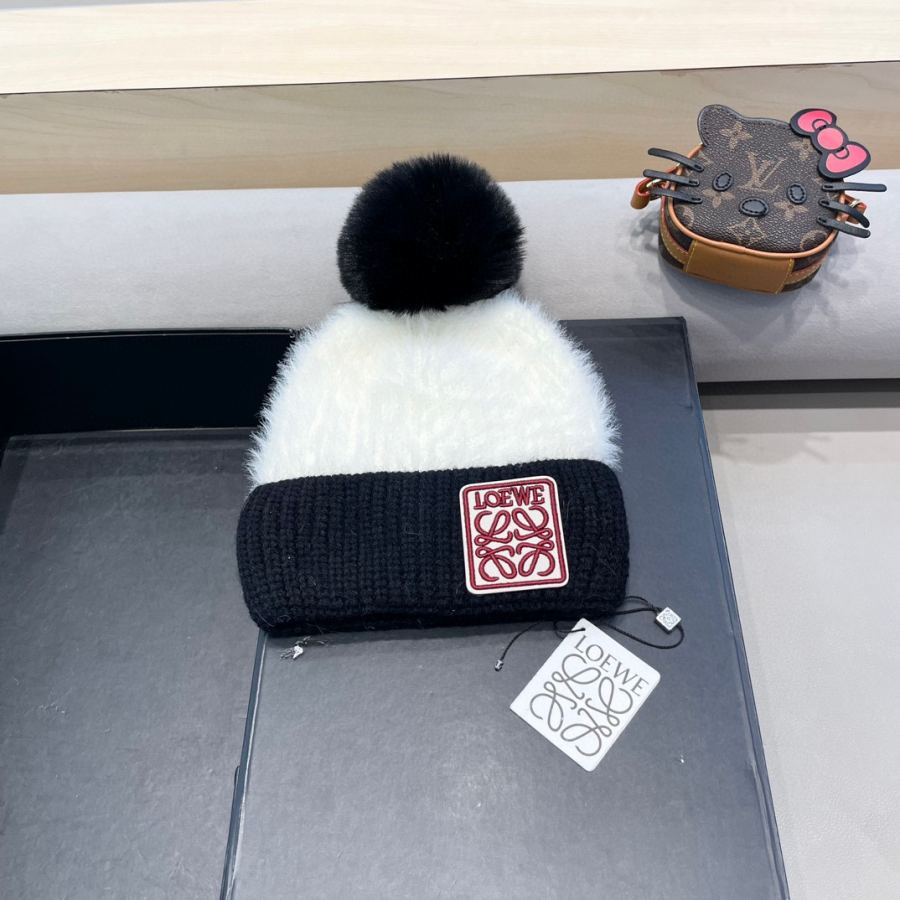 1:1 Replica Loewe hat ＯＥＷＥLoewe — Premium Replica