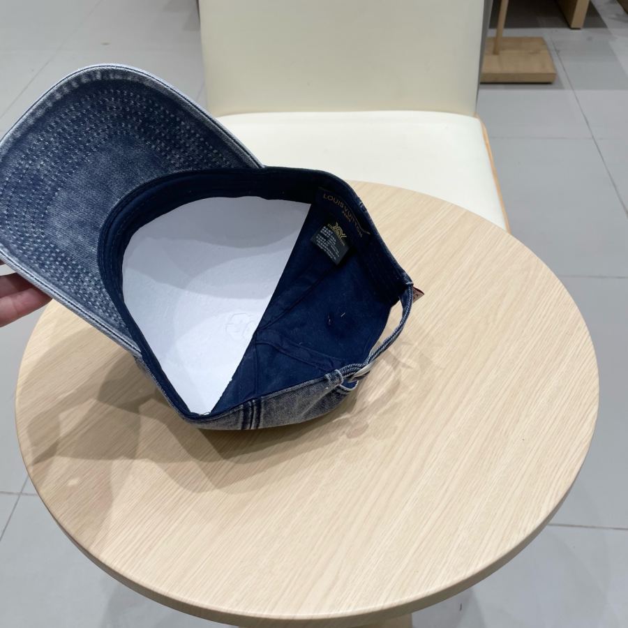 1:1 Replica Louis Vuitton hat LV Louis Vuitton — AAA Quality Replica — photo 9