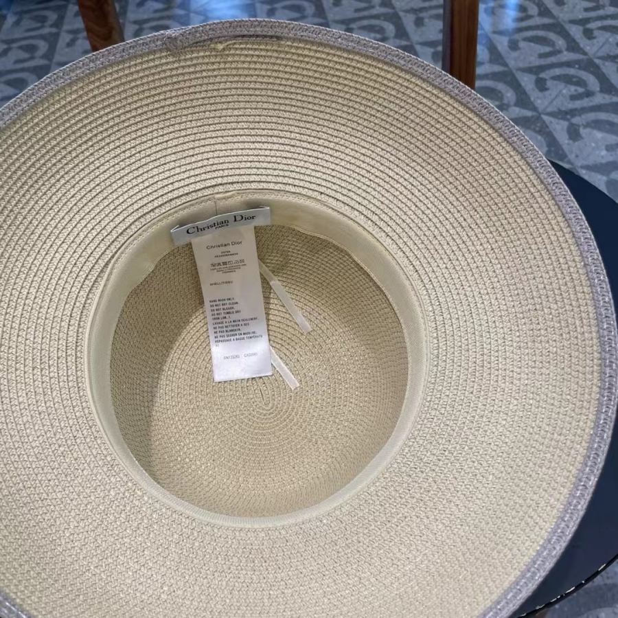 1:1 Replica dior hat dior New — AAA Quality Replica — photo 9