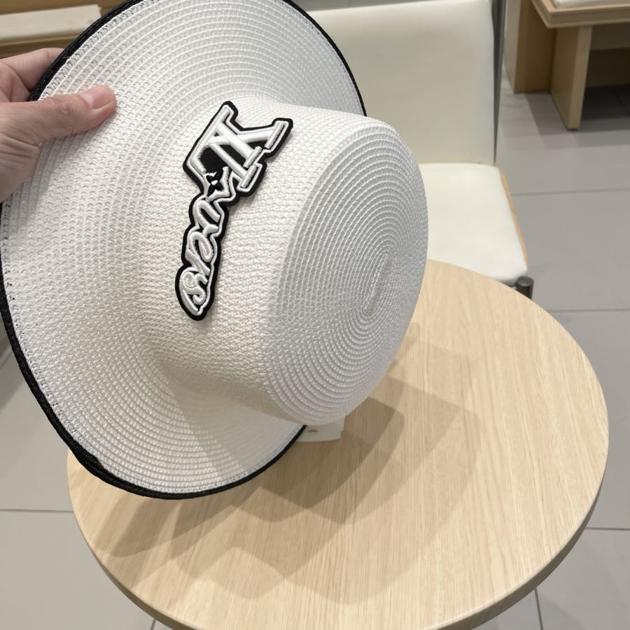 1:1 Replica Louis Vuitton hat New — Premium Replica — photo 6