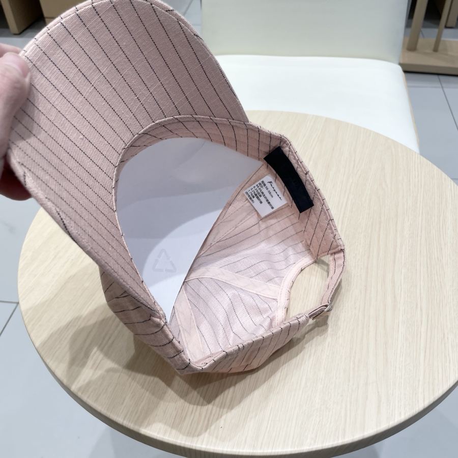 1:1 Replica prada hat Prada 2026 New — 1:1 Replica — photo 9