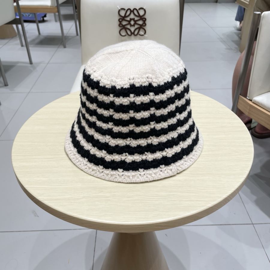 1:1 Replica Loewe hat ＯＥＷＥLoewe2025 — AAA Quality Replica — photo 3