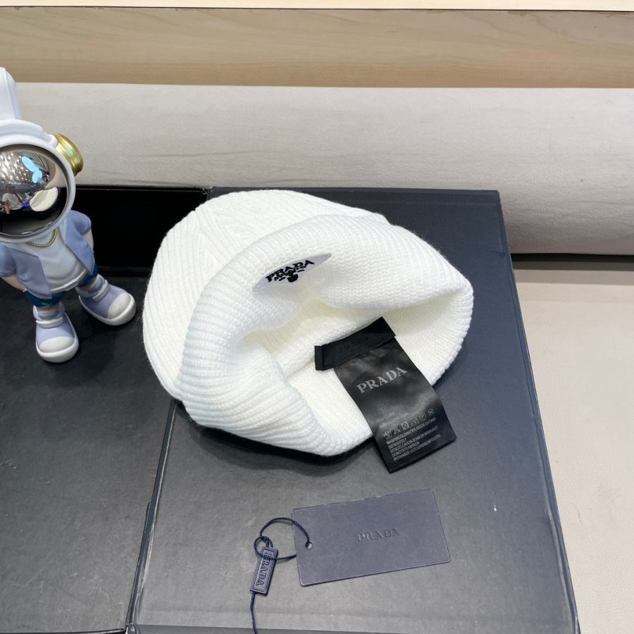 1:1 Replica prada hat Prada ins — 1:1 Replica — photo 9