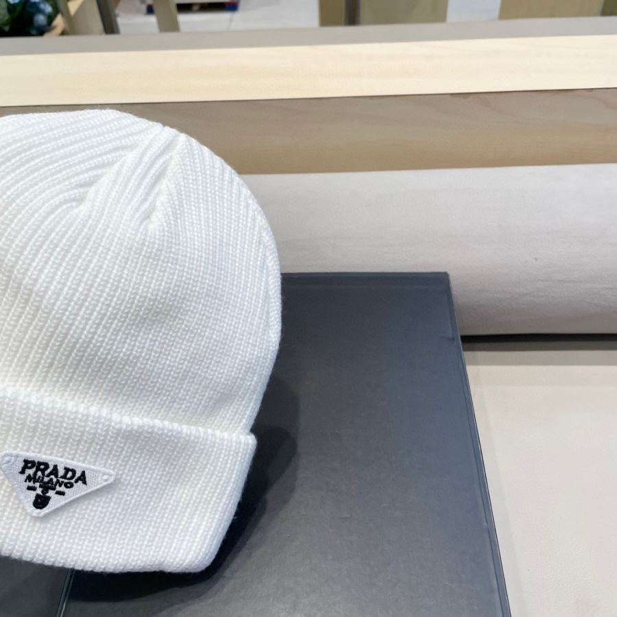 1:1 Replica prada hat Prada ins — 1:1 Replica — photo 6