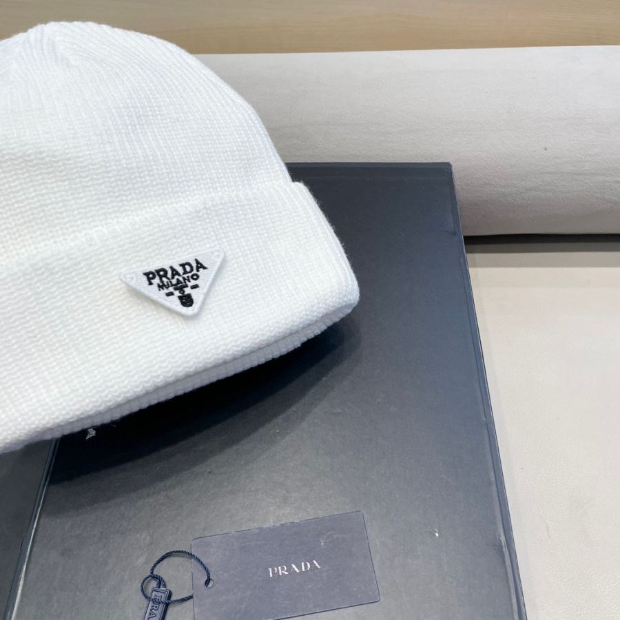1:1 Replica prada hat Prada ins — 1:1 Replica — photo 4