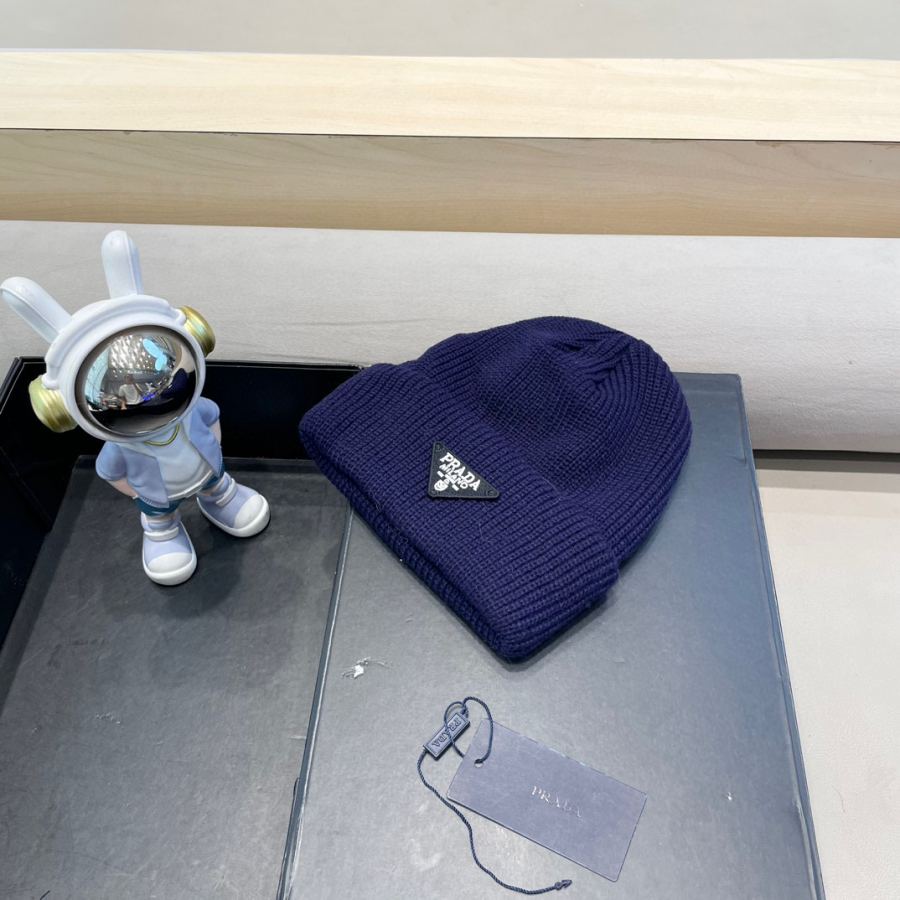 1:1 Replica prada hat Prada ins — 1:1 Replica — photo 2